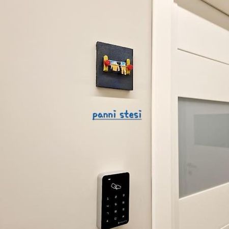 Piccolo Appartamento Di Charme Neapel Exterior foto