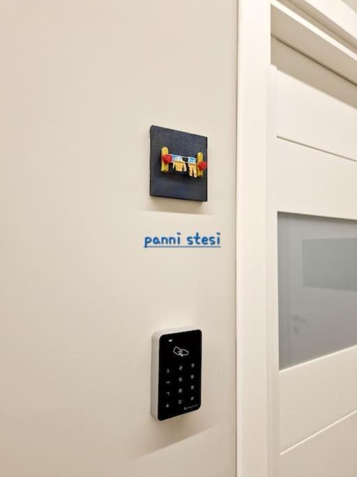 Piccolo Appartamento Di Charme Neapel Exterior foto